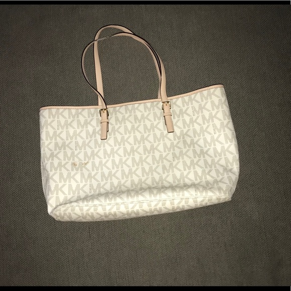 Michael Kors Purse - Picture 2 of 3